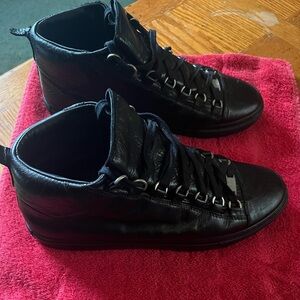 Black High-Top Men's Sneakers